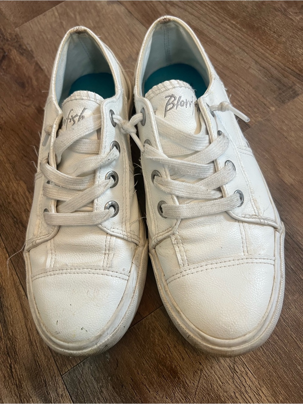 Blowfish White Low-Top Leather Lace-Up Slip On Sneakers